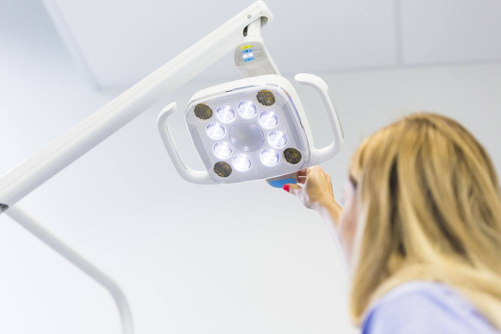 ผ่าตัดต่อมน้ำลาย