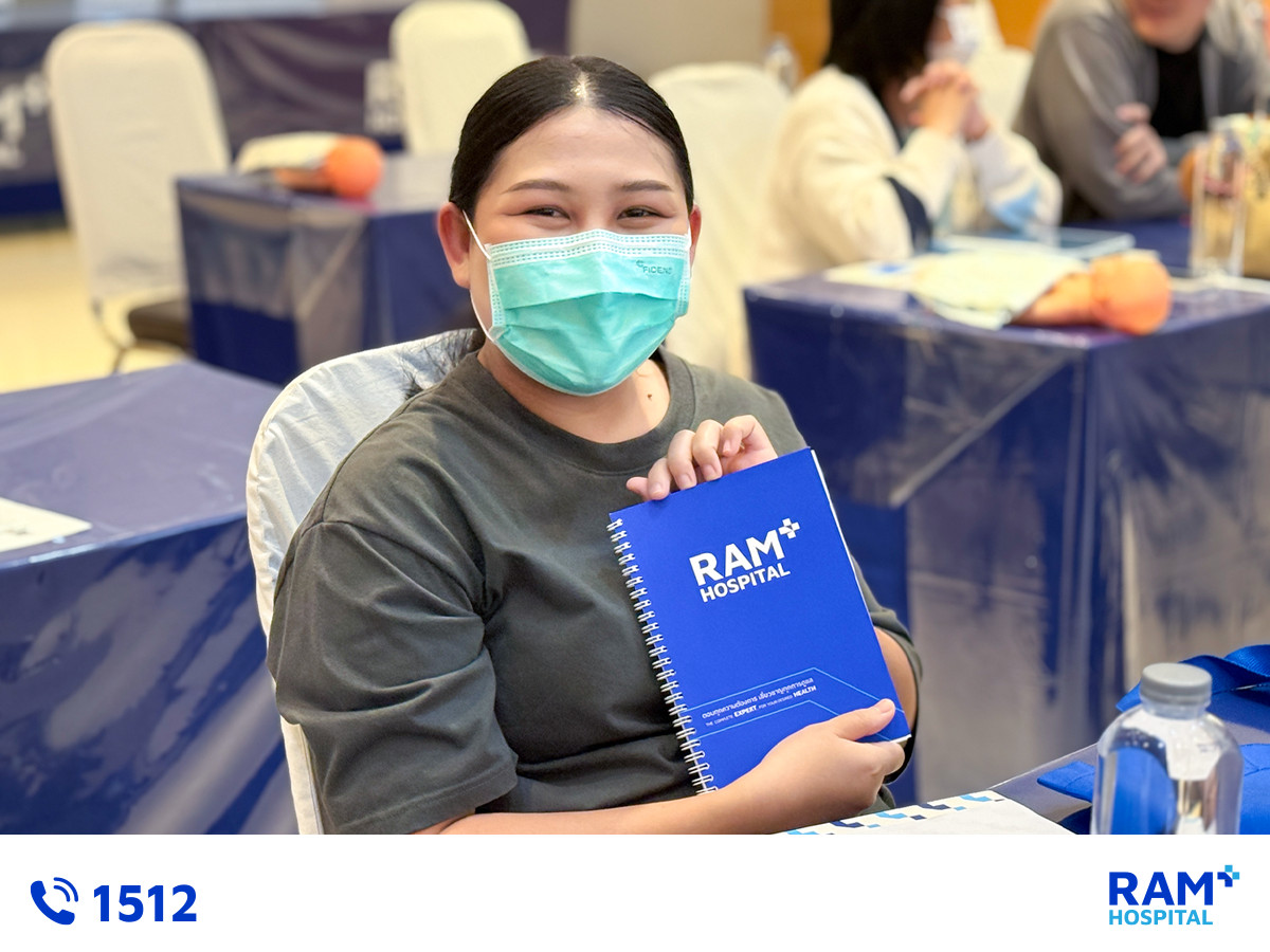 healthy mom and bebies