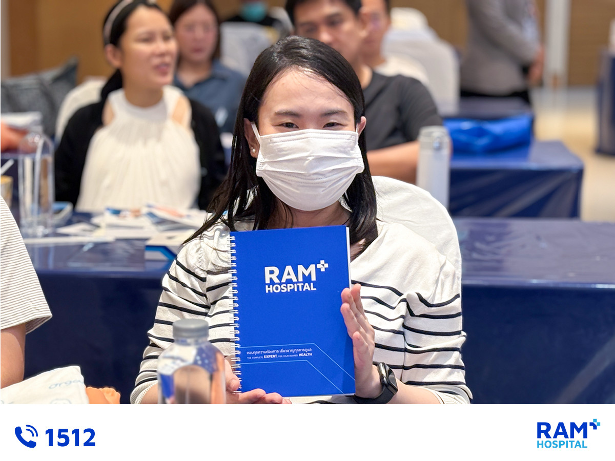 healthy mom and bebies