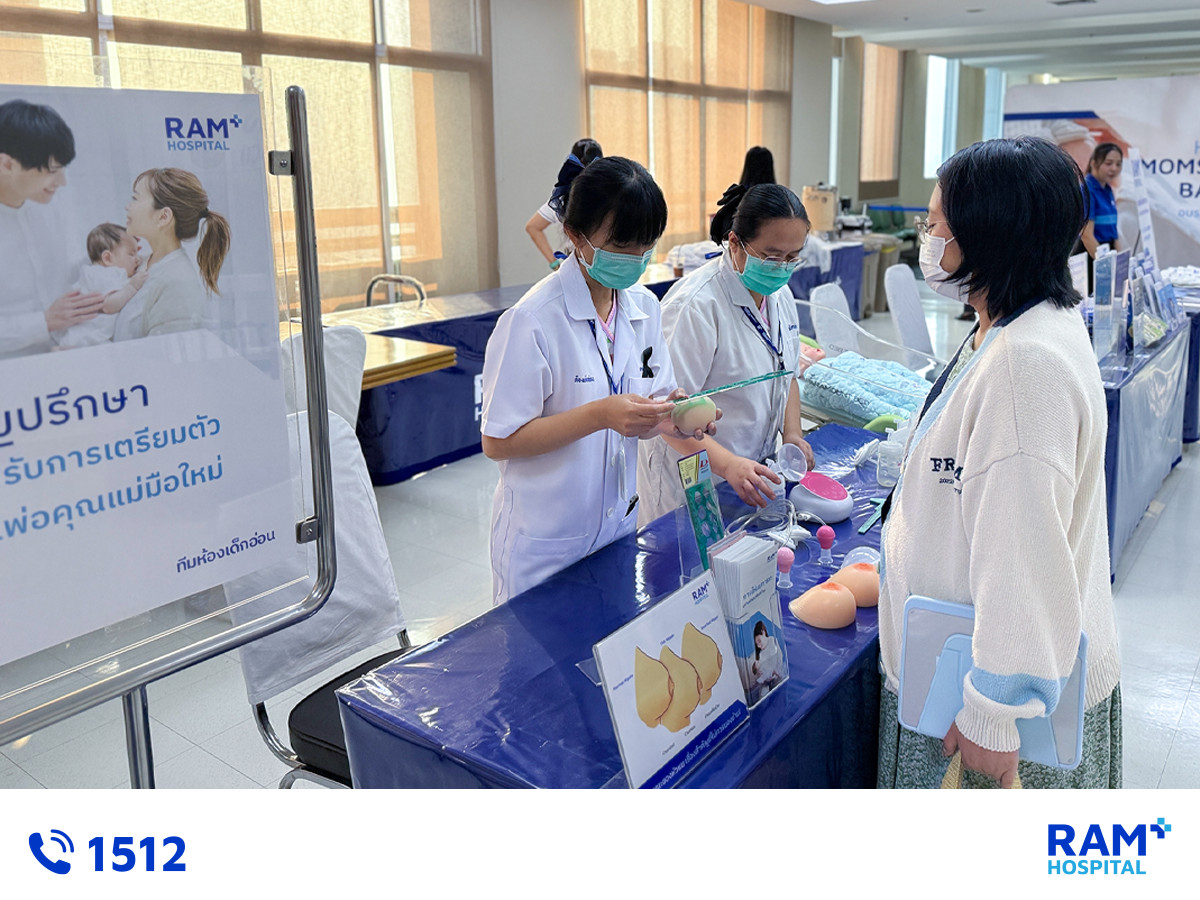 healthy mom and bebies