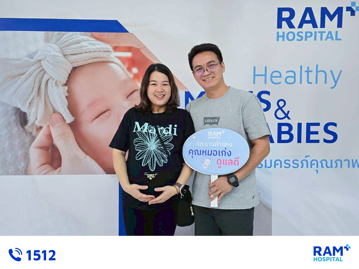 healthy mom and bebies