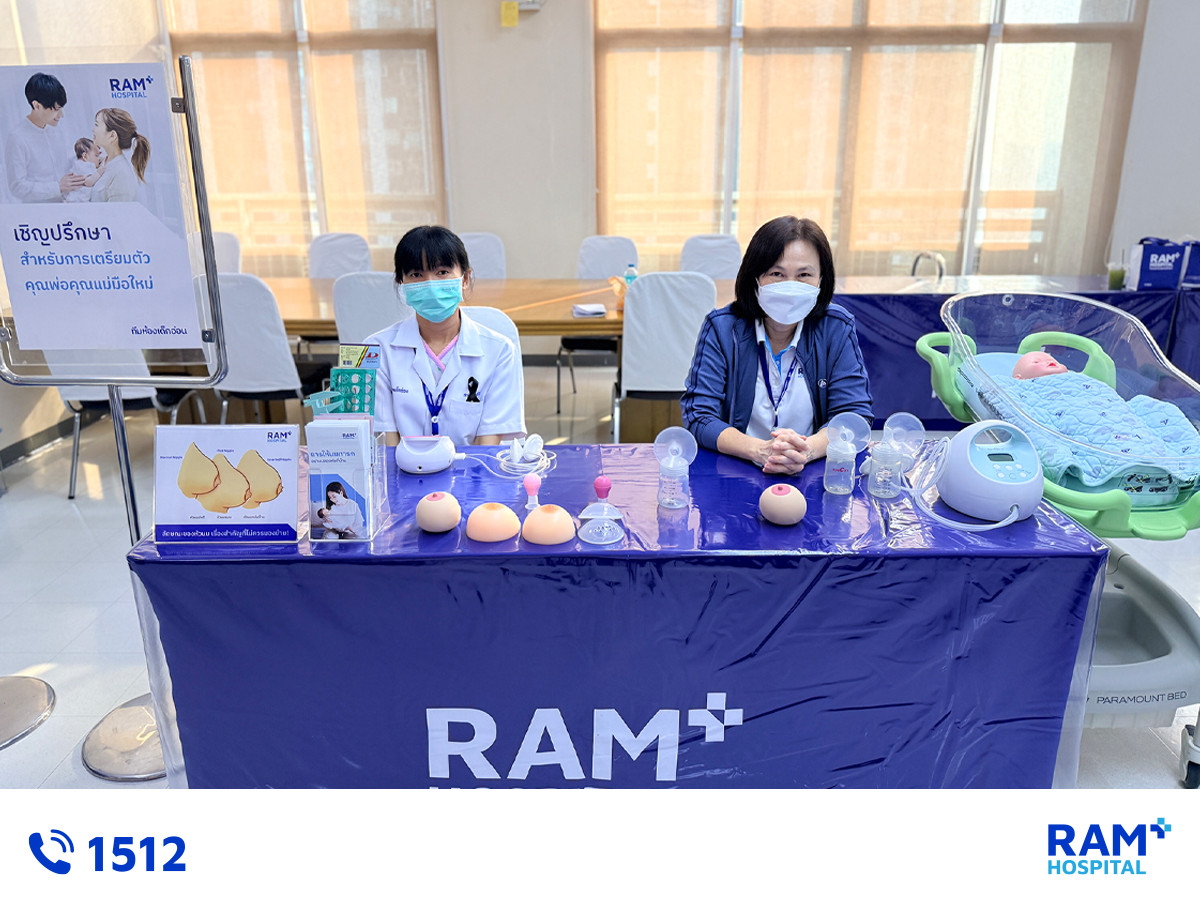 healthy mom and bebies