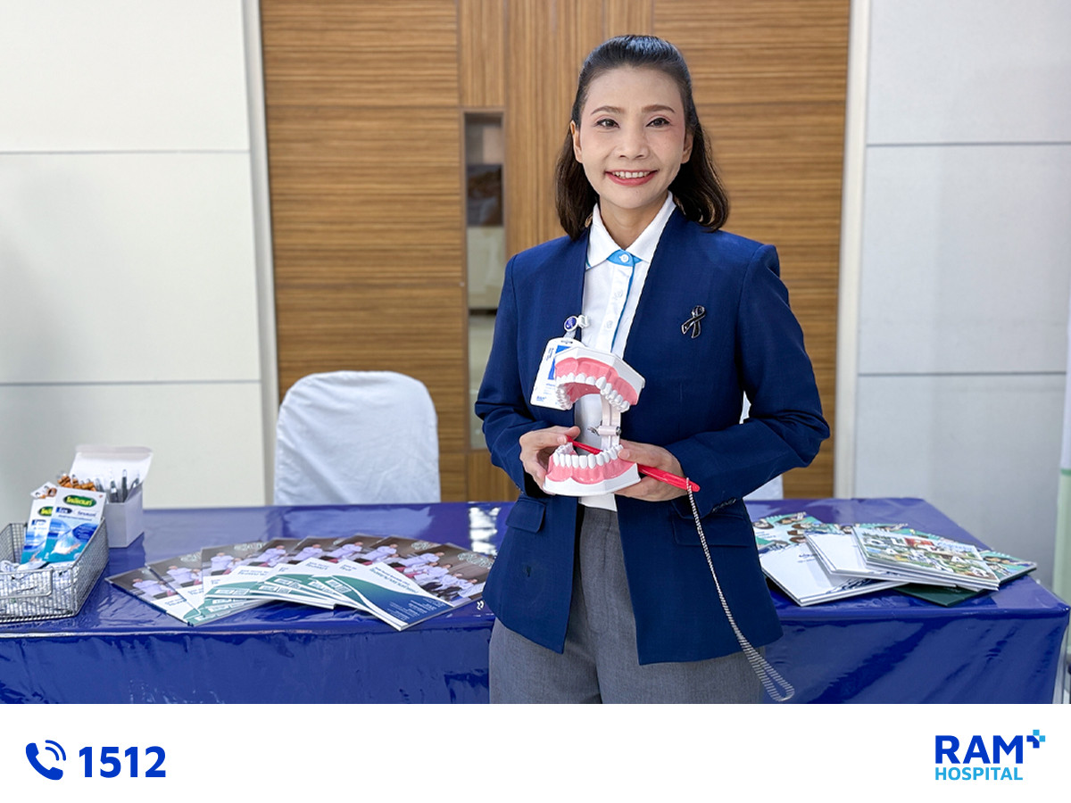 healthy mom and bebies