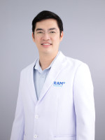 นิติ ประสาทอาภรณ์